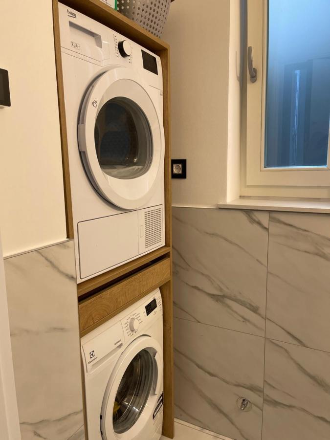 Apartman Mala ซาเกร็บ ภายนอก รูปภาพ