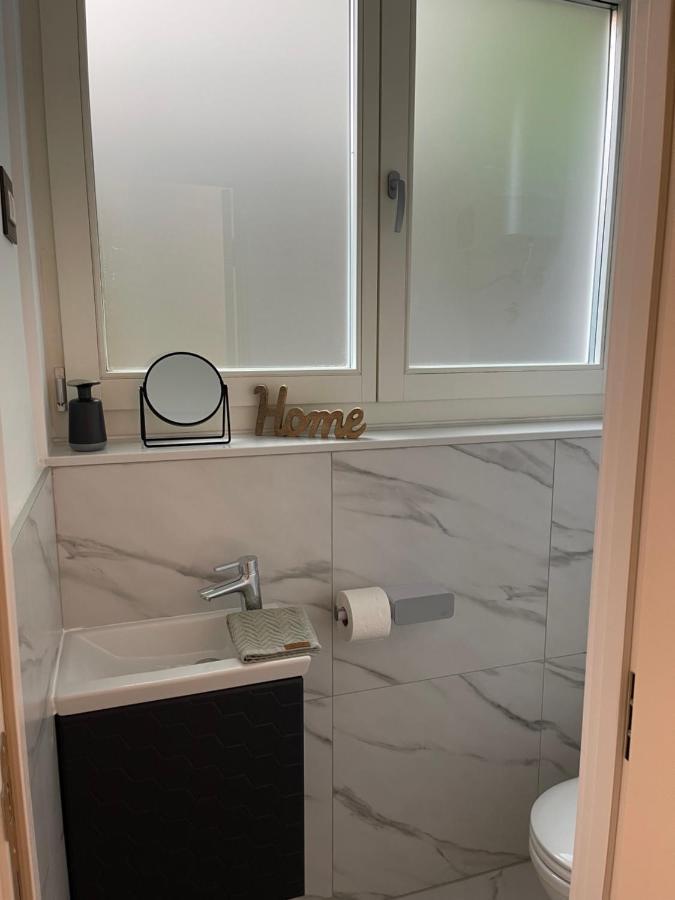 Apartman Mala ซาเกร็บ ภายนอก รูปภาพ